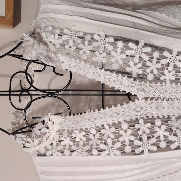 Bohemian Lace Crochet Top Blouse White Beach Pool Women's Size XL Gorgeous NICE - Picture 3 of 12